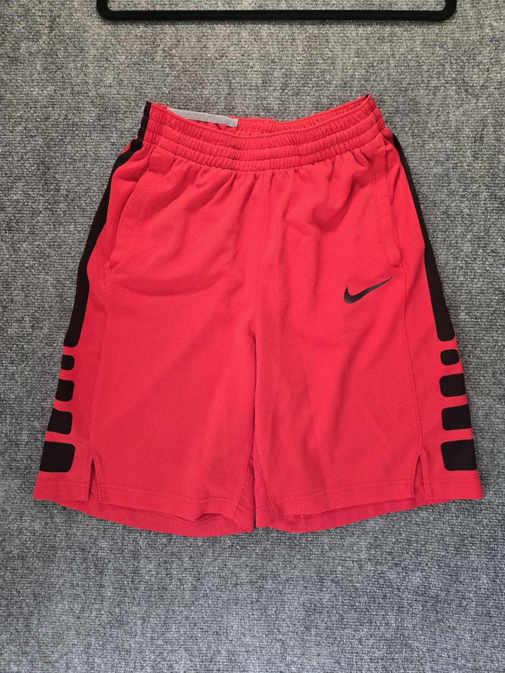 Nike Boys Red Dri-FIT Athletic Shorts XL